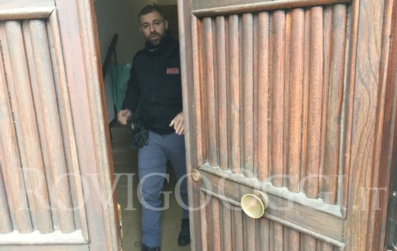 Un român care se credea Dumnezeu și-a ucis mama bolnavă de cancer în Italia