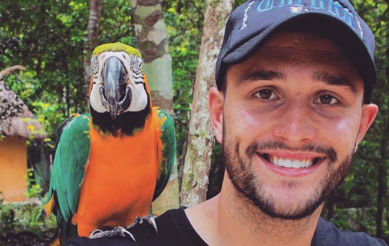 Fotbalistul Florin Andone se distrează cu iubita în vacanța din Mexic / GALERIE FOTO