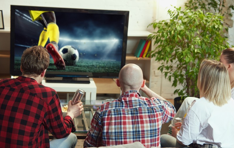 Televiziunile de sport cu cele mai mari audiențe în august, o lună bogată în evenimente sportive. Bărbații rămân lipiți de fotbalul de pe micile ecrane