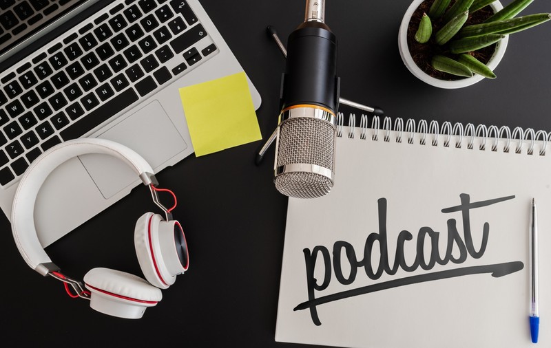 Ce este un podcast şi cum îţi faci unul