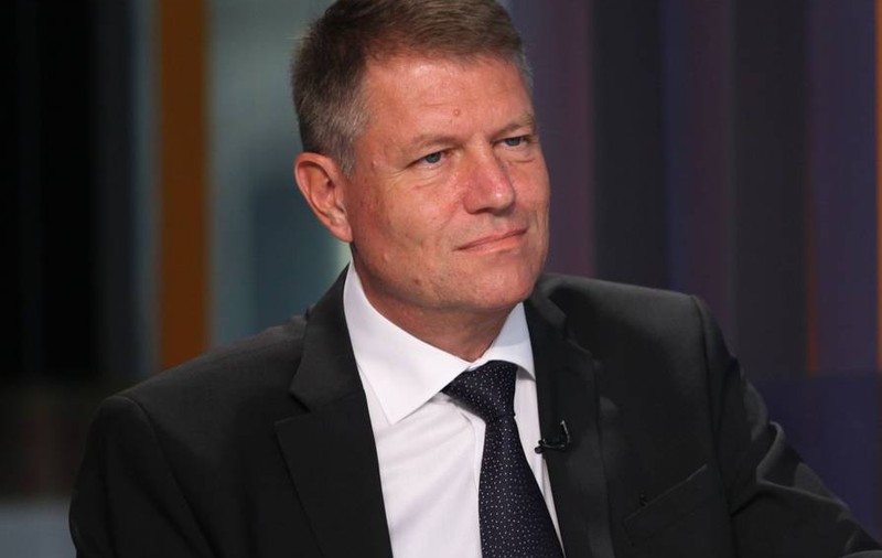 UPDATE: Când află Iohannis dacă e sau nu incompatibil