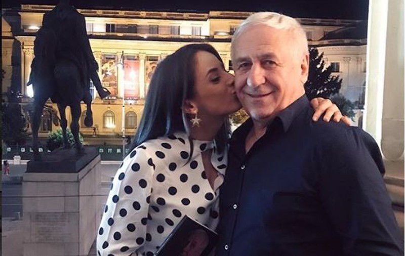 VIDEO/ Ramona Păun a intrat în familia lui George Mihăiță. Prezentatoarea PRO TV se pregătește de nuntă cu nepotul actorului