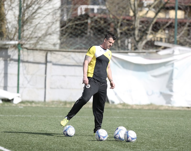 Șeful FRF, Răzvan Burleanu, a văzut cu ochii lui ce înseamnă spiritul U Cluj. ”Șepcile roșii” au făcut spectacol cu ”Steaua” | FOTO&VIDEO