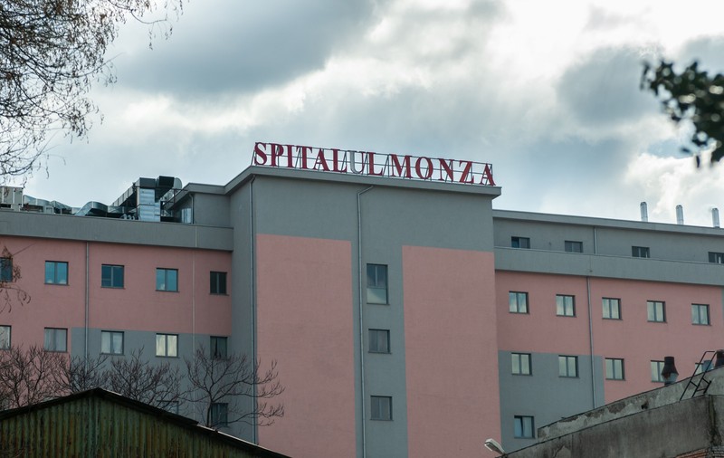 Incendiu la Spitalul Monza din București. A fost pericol de explozie, anunță ISU după intervenție. Ce s-a întâmplat