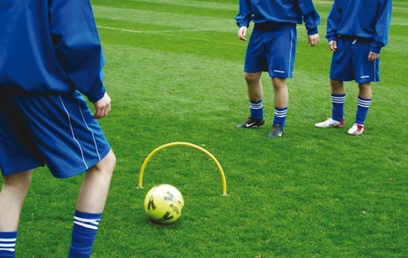 INCREDIBIL! 19 fotbalişti au ajuns pe patul de spital direct de la antrenament