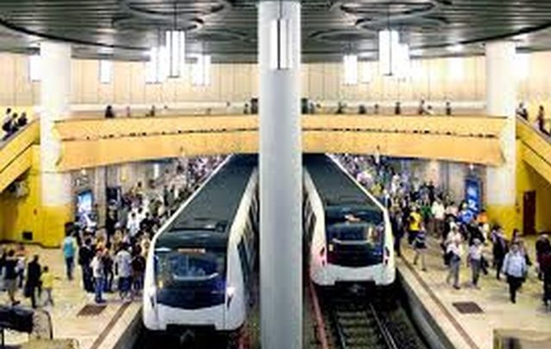 Metrorex, somat de ANPC să închidă staţia de metrou de la Piaţa Victoriei