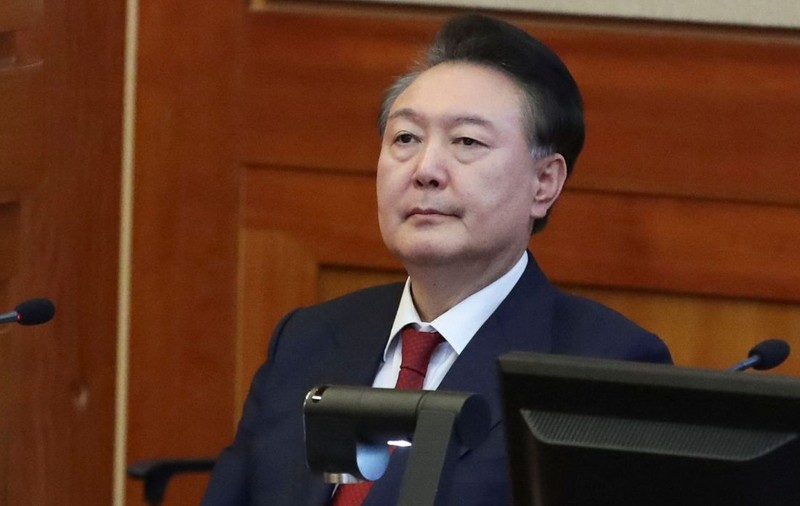 Autoritățile sud-coreene au emis un nou mandat de arestare pe numele fostului președinte Yoon Suk Yeol pentru „falsificarea de documente oficiale”