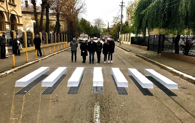 Ciolacu: Zebra tridimensională de la Buzău, o soluție pentru a crește atenția șoferilor lângă școli și grădinițe