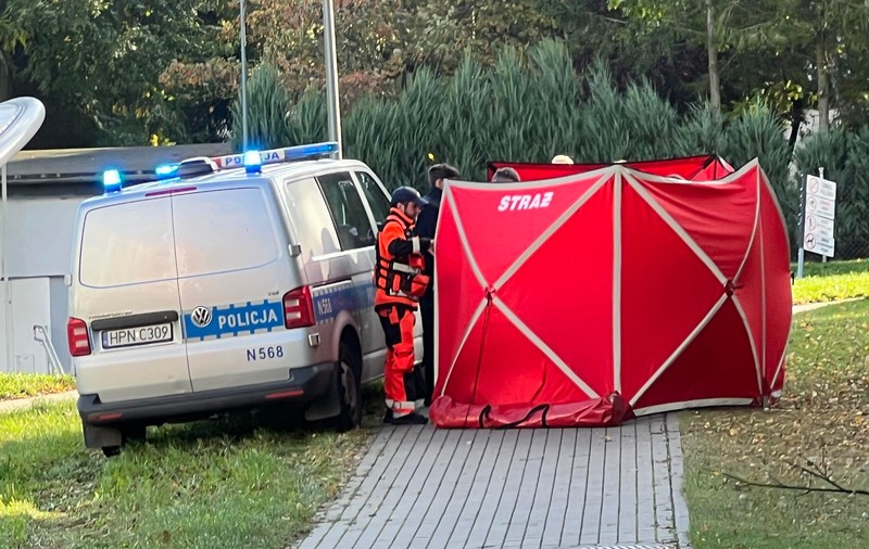 Trei secții de votare din Polonia au fost vizate de alarme false cu bombă, un bărbat a murit chiar înainte să voteze