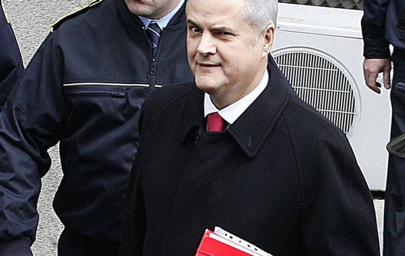 Ce i-au GĂSIT MEDICII lui Adrian Năstase. Vezi de ce suferă fostul premier!