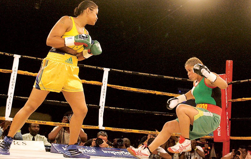 Laila a moştenit pumnul de fier al lui Muhammad Ali