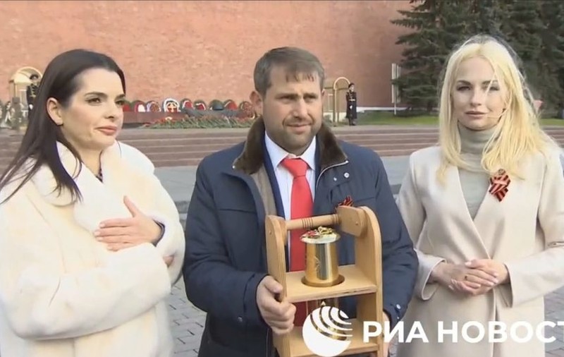 Bașcana Găgăuziei, la parada de Ziua Victoriei de la Moscova, alături de oligarhul fugar Ilan Şor. La Chişinău, se celebrează Ziua Europei