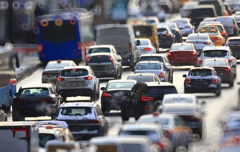 Taxa auto 2026: Cum vor fi taxate mașinile în funcție de norma de poluare și vechime