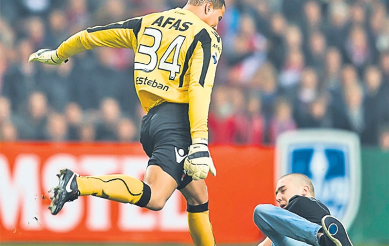 Esteban Alverado, portarul lui Alkmaar, riscă puşcăria!