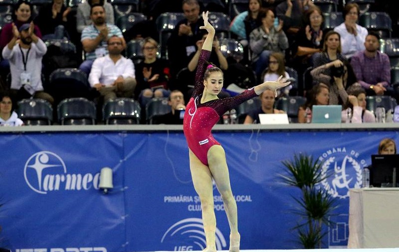 Gimnasta Olivia Cîmpian va putea reprezenta din nou România abia din decembrie 2019