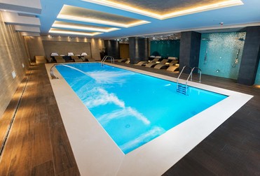 Hotel Kronwell - hoteluri cu piscine România