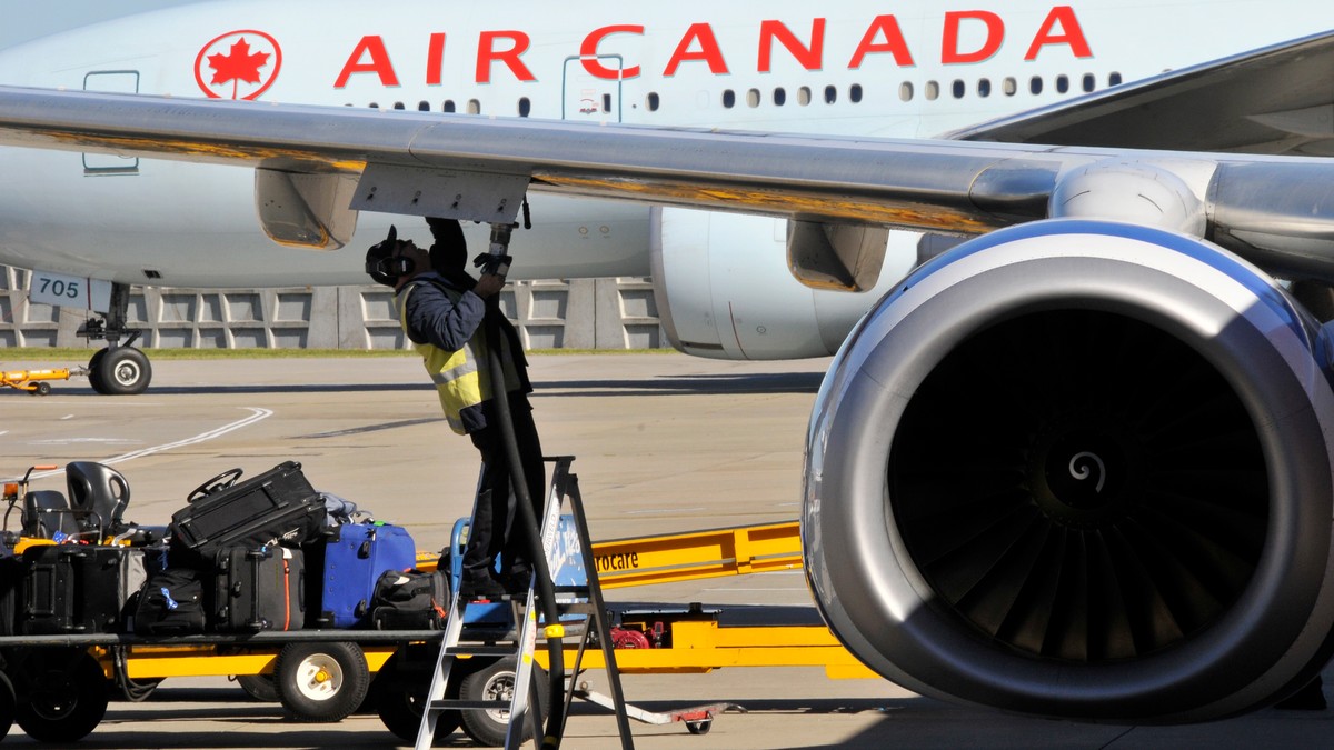 Canada ar putea reintroduce vizele pentru români din cauza solicitanților de azil