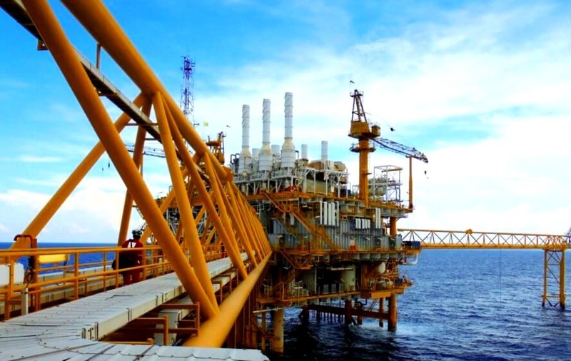 Romgaz ar putea prelua 15-20% din acțiunile Exxon la zăcămintele din Marea Neagră