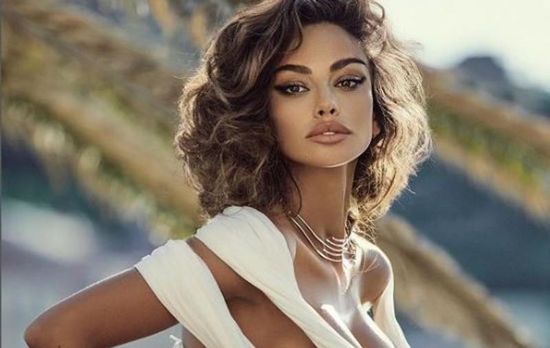 Fotografii rare cu fetița Mădălinei Ghenea. Actrița evită să o expună pe Charlotte
