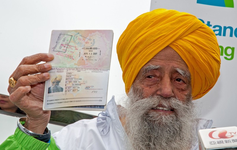 Fauja Singh, cel mai bătrân maratonist din lume, a murit la vârsta de 114 ani