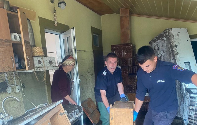 Ciolacu: „Alocăm încă 15.000 de lei pentru familiile afectate de inundaţii”. Banii, destinați achiziției de electrocasnice