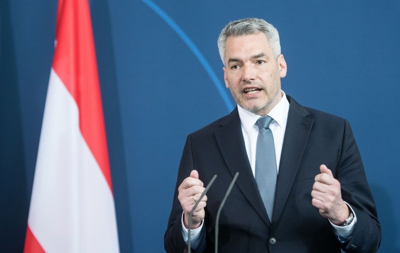 Austria nu renunță la vetoul împotriva aderării României la Schengen, insistă Karl Nehammer. „Nu e momentul potrivit”