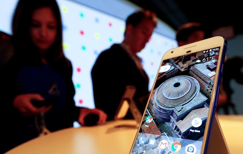 Google lucrează la un smartphone Pixel mai ieftin, care va fi lansat la vară