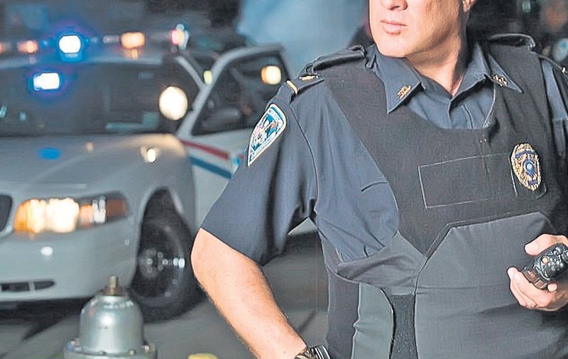 Steven Seagal, legendarul actor din filmele de acţiune devenit poliţist, a făcut o captură de 250 kg de droguri