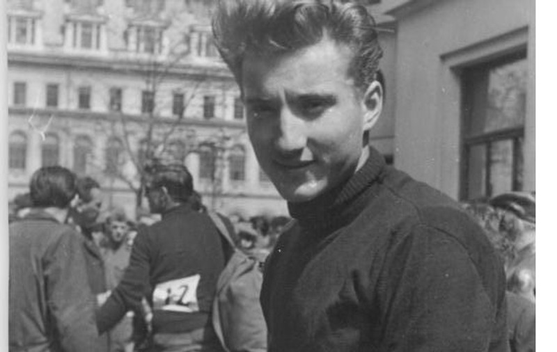 Ciclistul Constantin (Gigi) Dumitrescu a murit. Avea 82 de ani și s-a stins din viață în SUA