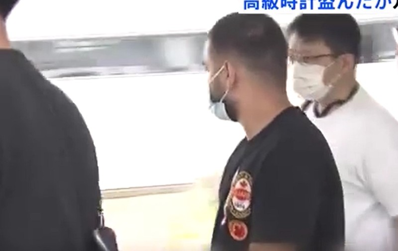 Românul care furase un ceas de 190.000 de euro și reușise să scape s-a întors după două luni în Japonia și a fost arestat imediat