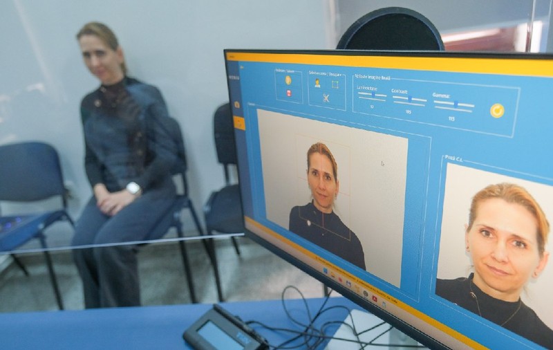 Cărți de identitate electronice gratuite pentru oamenii din Brașov. Primăria a făcut anunțul