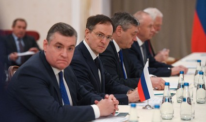 Delegația rusă, condusă de consilierul prezidențial Vladimir Medinski
