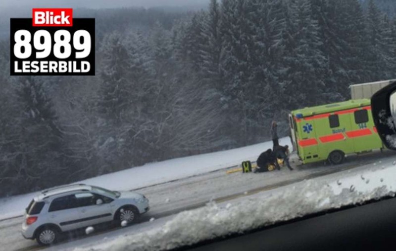 Atac armat în Elveția. Doi polițiști au fost răniți