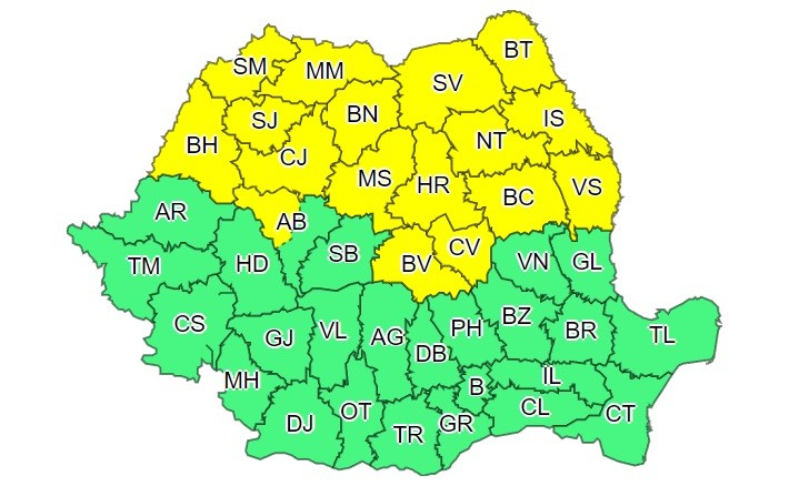 Codul galben de furtuni este valabil astăzi în intervalul orar 10:00 – 23:00