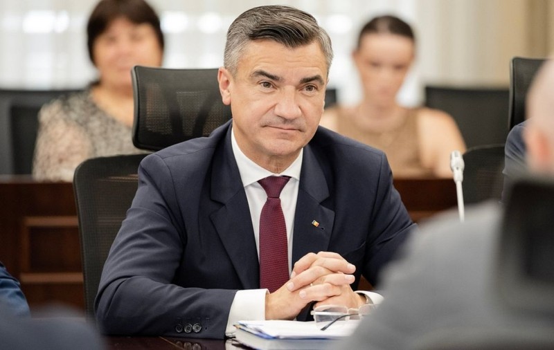Mihai Chirica, răspuns șocant în ședința Primăriei Iași: „Să vă duceți să hrăniți urșii. Sfatul meu este să fumați și să beți puțin”