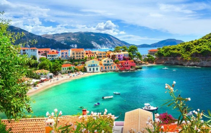 Grecia all inclusive pentru familii: ce facilități sunt esențiale și cum să alegi pachetul turistic