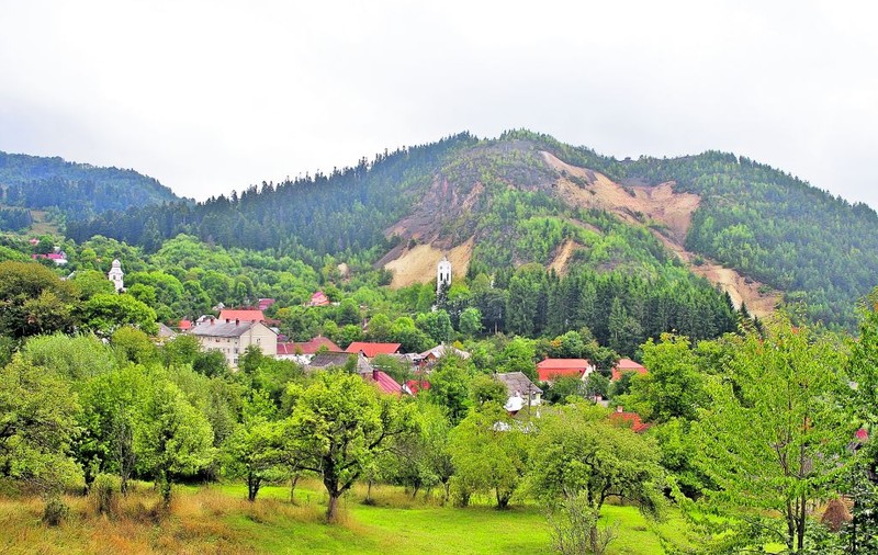 Biserica şi Academia sunt împotriva exploatării aurului