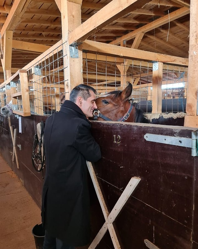 Ce spune Adela Pârvu, fost arhitect la „Visuri la Cheie”, despre căsnicia cu soțul pe care l-a cunoscut pe un site de matrimoniale: „Bogdan e persoana potrivită”