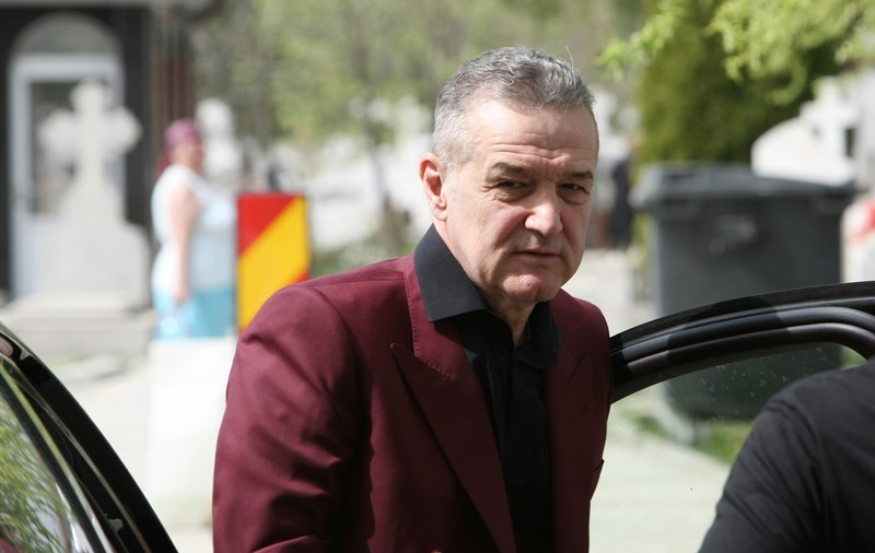 Alt val de ”epurări” la Steaua. Ce jucători a mai dat afară Becali azi: ”Nu făceau față la echipă”. Dar pe listă e un nume surpriză
