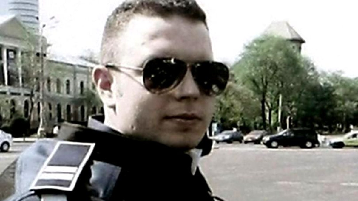 Noi amănunte terifiante apar în dosarul morţii poliţistului Gigină, motociclistul care s-a aflat în fruntea coloanei oficiale a lui Gabriel Oprea în seara în care Bogdan s-a prăbuşit cu motorul în groapă de pe strada Ştirbei Vodă.