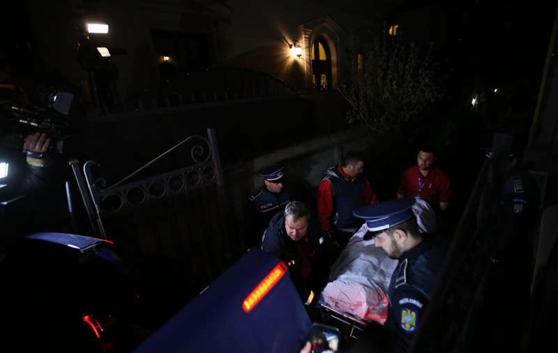 VIDEO/Ce a apărut la poarta casei Stelei Popescu în această dimineață. Cosmeticiana actriței, primele declarații despre ultima întâlnire cu aceasta