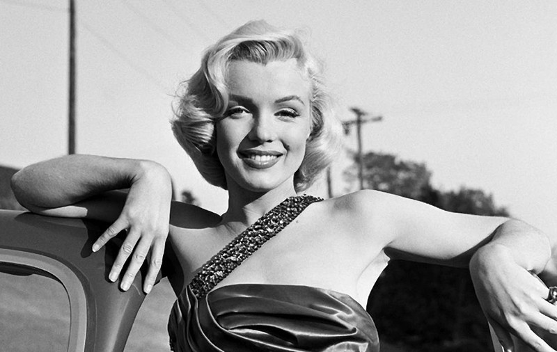 Marilyn Monroe ar fi împlinit 100 de ani: filmele ei produceau 200.000.000 de dolari, dar diva era măcinată de anxietate