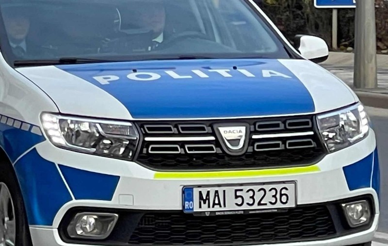 Profesor de religie din Piatra Neamț, sub control judiciar pentru infracţiuni sexuale faţă de o elevă de 16 ani