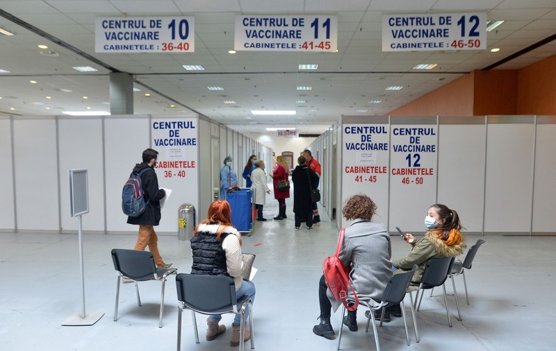 Maraton al vaccinării în weekend, la Romexpo. Cei care fac doza 2 primesc tichete de masă de 100 de lei