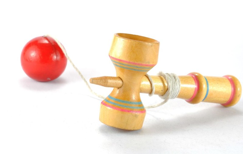 „Kendama Challenge”, sâmbătă, la Timișoara. Copiii iși demonstrează îndemânarea