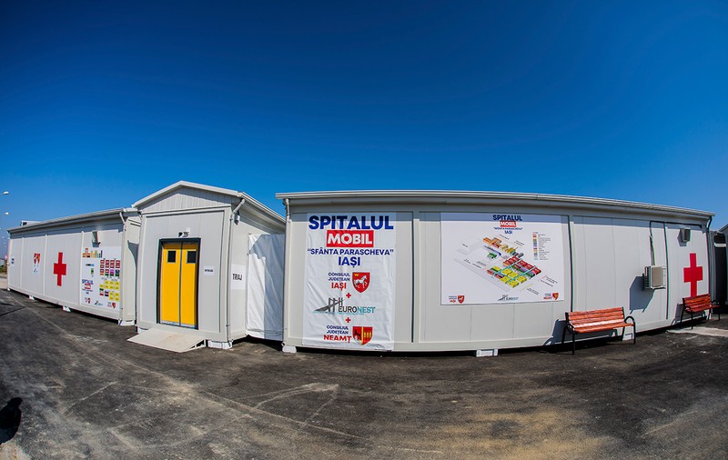 Acuzații că personalul medical din spitalul mobil de la Lețcani primește sporuri, deși spitalul s-a închis. Manager: „Au primit doar sporul de igienizare”