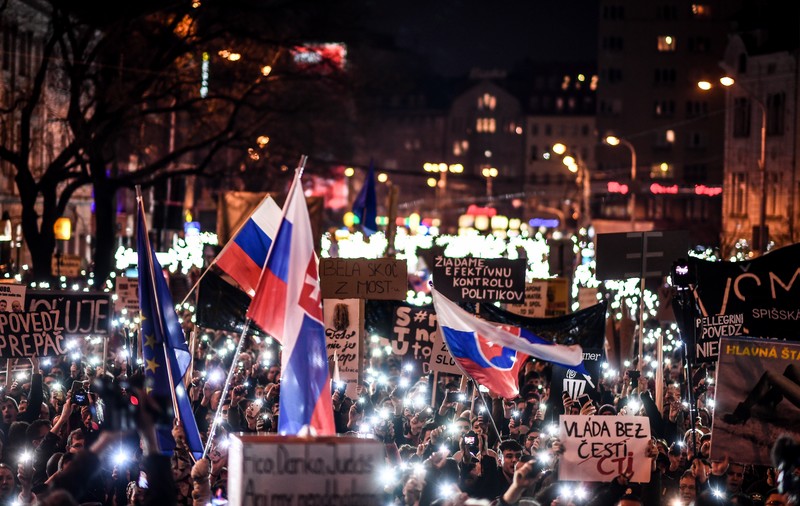#AllForJan| Noi proteste de stradă în Slovacia după asasinarea jurnalistului Jan Kuciak