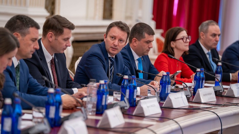 Siegfried Mureșan alături de miniștri propuși să facă parte din Guvern 