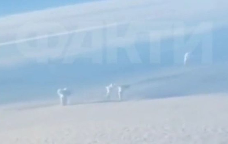 Urmările exploziilor din Ucraina, văzute din avion. Ce a filmat un pasager în timp ce se afla deasupra Moldovei - VIDEO