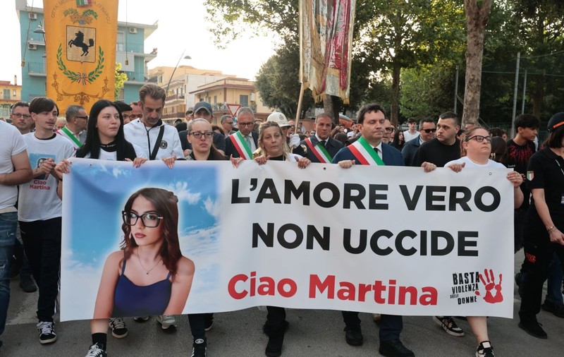 Cum a argumentat legiuitorul din Italia pedeapsa cu închisoare pe viață în cazul femicidului